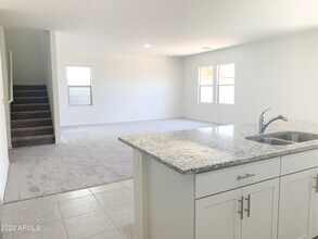 9525 W Illini St in Tolleson, AZ - Building Photo - Building Photo