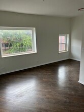326 N Francisco Ave in Chicago, IL - Building Photo - Building Photo