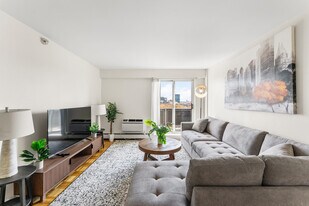 175 Freeman St, Unit ID1240303P in Brookline, MA - Building Photo