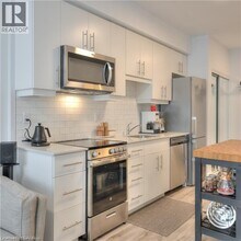 243 Northfield Dr E in Waterloo, ON - Building Photo - Building Photo