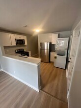 2512 Dundeen St in Charlotte, NC - Foto de edificio - Building Photo