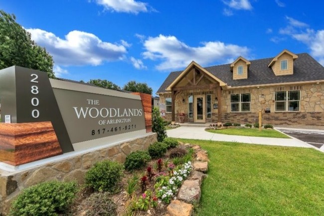 The Woodlands of Arlington in Arlington, TX - Foto de edificio - Building Photo