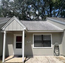 310 Cedar Ave N in Niceville, FL - Building Photo
