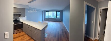 3100 N Lake Shore Dr, Unit 1004 in Chicago, IL - Foto de edificio - Building Photo