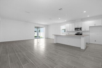 7731 Scicli Wy in Clermont, FL - Building Photo - Building Photo