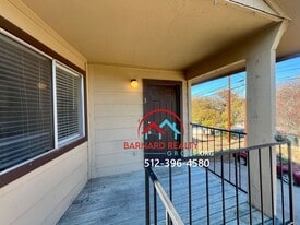 1632 Post Rd in San Marcos, TX - Building Photo