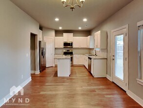 3265 Rosecomb St in Springdale, AR - Building Photo - Building Photo