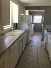 8820 S Winston Ave in Tulsa, OK - Building Photo - Building Photo