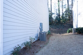 2478 Norwood Park Crossing in Doraville, GA - Foto de edificio - Building Photo