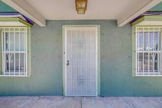 1015 5th St NW in Albuquerque, NM - Building Photo - Building Photo