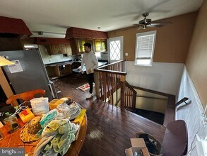 21806 Watson Rd in Leesburg, VA - Building Photo - Building Photo
