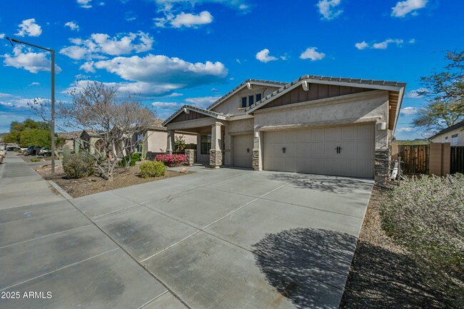 12568 W Chucks Ave in Peoria, AZ - Building Photo - Building Photo