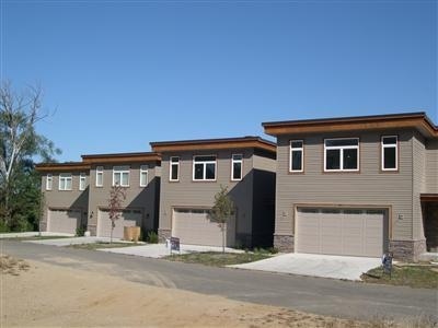 381-398 Summit Dr in Kalamazoo, MI - Foto de edificio