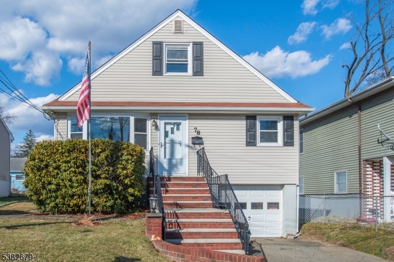 78 Beechwood Ave in Parsippany Troy Hills, NJ - Building Photo