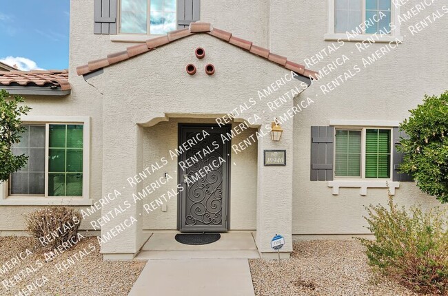 property at 10940 E Oak Grove Pl