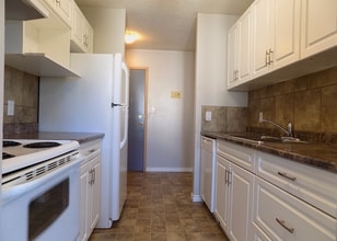 8111-8196 StreetBlock D - 322 in Grande Prairie, AB - Building Photo - Building Photo