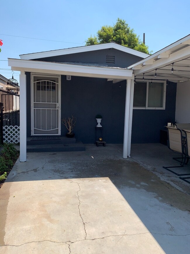 14520 Pontlavoy Ave in Norwalk, CA - Building Photo - Building Photo