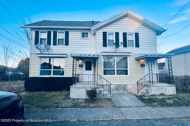 property at 316 Putnam St