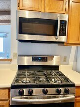 121 24th Pl in Manhattan Beach, CA - Building Photo - Building Photo