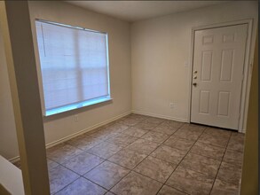 1706 Dexter Dr S in College Station, TX - Building Photo - Building Photo