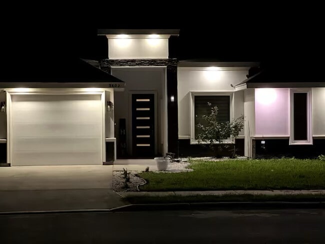 property at 3402 Las Vistas Ln