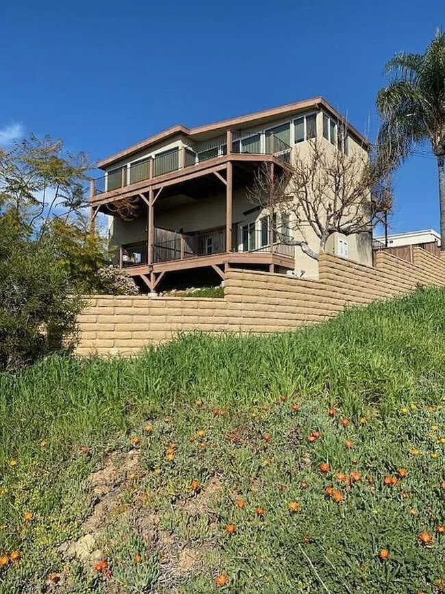 1626-1628 W Walnut Ave