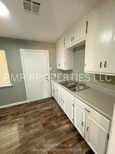 1807 NW Irwin Ave in Lawton, OK - Building Photo - Building Photo