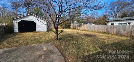 3739 McMillan St in Charlotte, NC - Building Photo - Building Photo