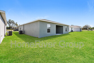 2269 Oklahoma Dr in Sumterville, FL - Foto de edificio - Building Photo