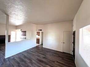 10413 Guadalajara Ave NE in Albuquerque, NM - Building Photo - Building Photo
