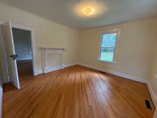 4300 White St in Lynchburg, VA - Building Photo - Building Photo
