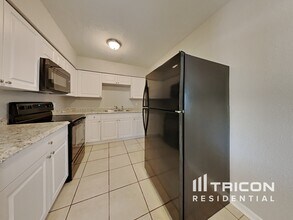 3010 E Jean St in Tampa, FL - Building Photo - Building Photo