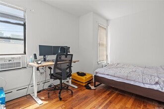32-60 43rd St-Unit -2F in Queens, NY - Building Photo - Building Photo