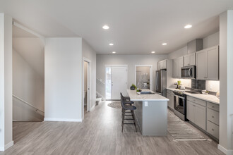 Britton Loop Townhomes in Bellingham, WA - Foto de edificio - Interior Photo