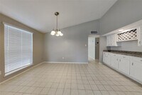 5211 Girnigoe Dr photo'