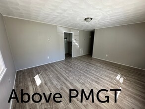 396 Sequoia Dr in Spartanburg, SC - Building Photo - Building Photo