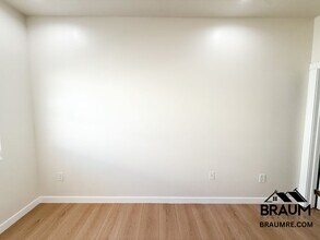 10849 Fruitland Dr in Los Angeles, CA - Building Photo - Building Photo