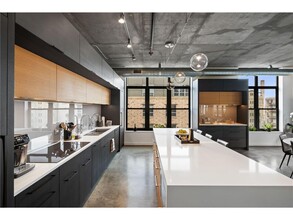 200 Park Ave in Minneapolis, MN - Foto de edificio - Building Photo