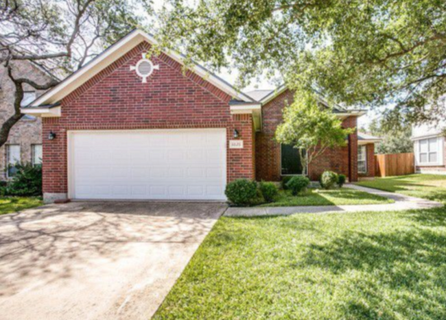 property at 8826 Brae Vista
