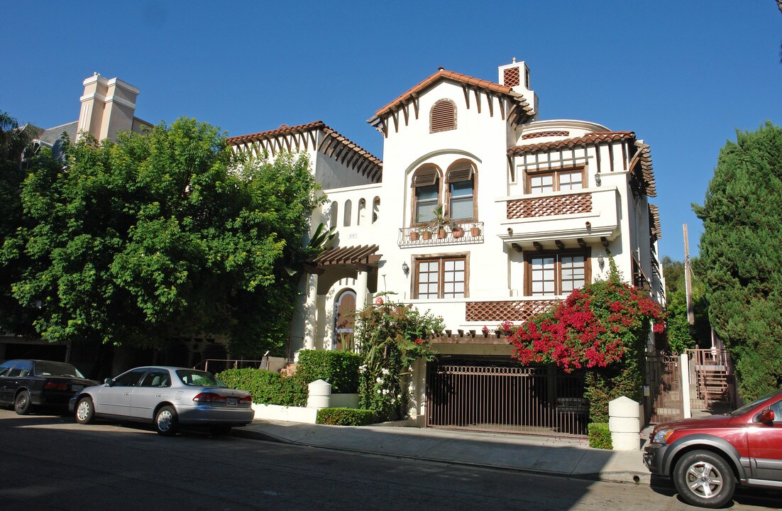 4243 Mary Ellen Ave in North Hollywood, CA - Building Photo