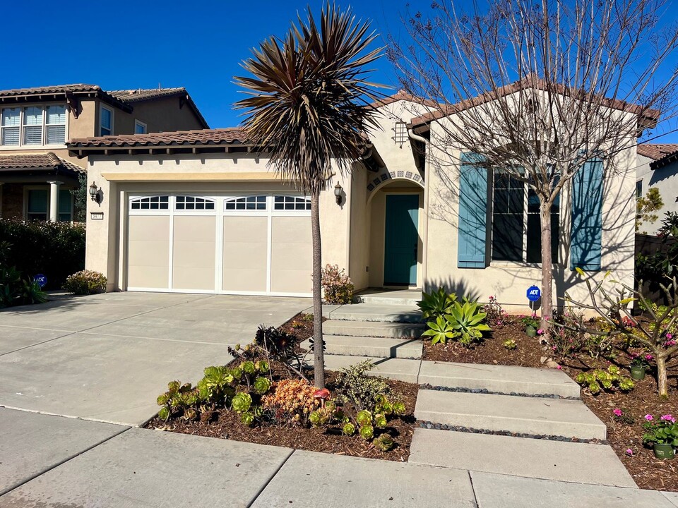 3477 Corte Fortuna in Carlsbad, CA - Building Photo