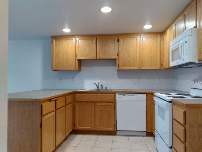 property at 19921 9th Ave Ct E