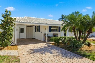 957 Spanish Dr N in Longboat Key, FL - Building Photo - Building Photo