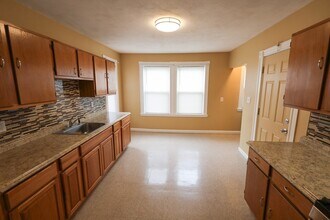 42 Corona St in Boston, MA - Building Photo - Building Photo