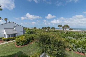 407 Ocean Park Ln in Cape Canaveral, FL - Building Photo - Building Photo