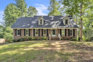 8 El-Jema Forest Ct in Piedmont, SC - Building Photo