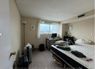 369 Dorchester St, Unit C5 in Boston, MA - Building Photo - Building Photo