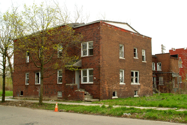 6007 Frontenac St in Detroit, MI - Building Photo - Building Photo