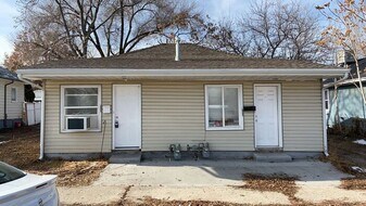 2964 S 8850 W in Magna, UT - Building Photo