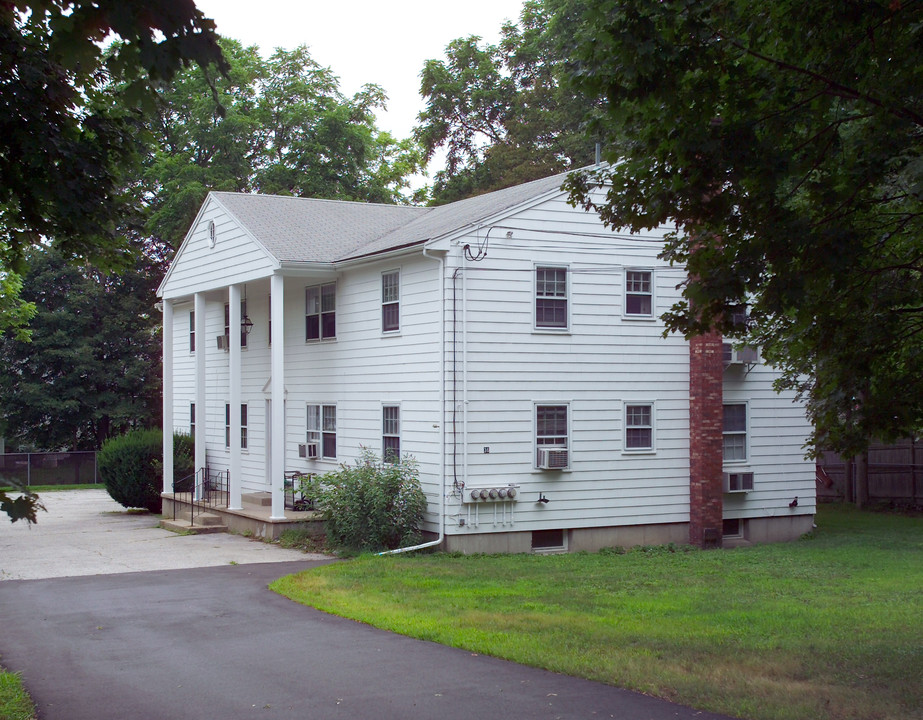 36 Spring St in Plainville, MA - Building Photo